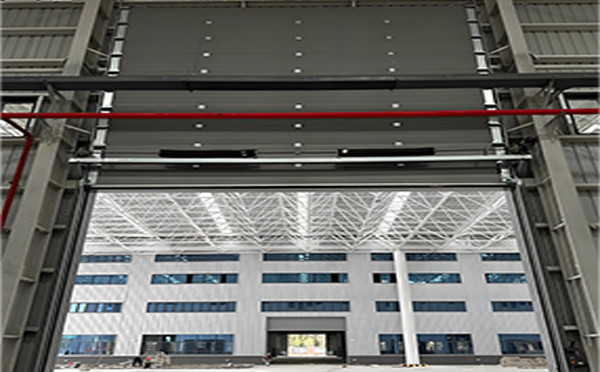 曲麻莱工业提升门