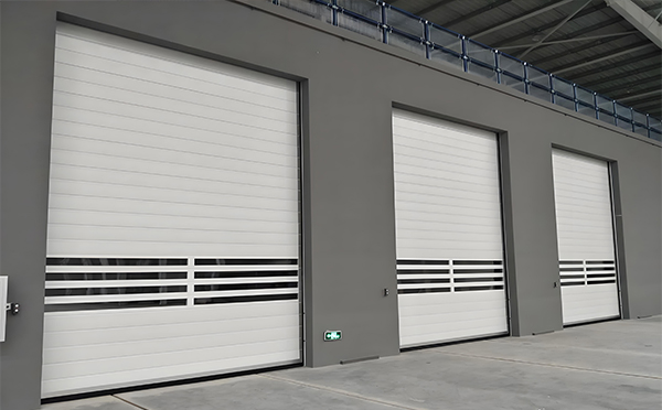 曲麻莱快速卷帘门