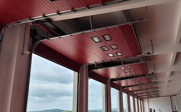 曲麻莱工业翻板门