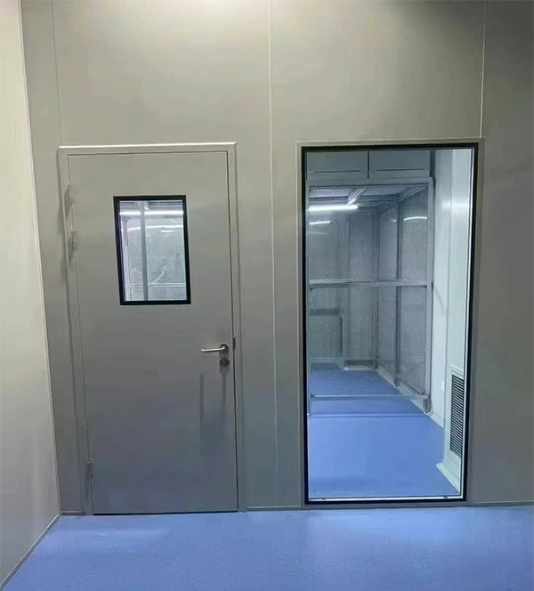 学校教学楼完成曲麻莱防火门标准化安装 学校教学楼完成曲麻莱防火门标准化安装