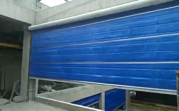 大型物流园区完成曲麻莱防火门整体安装工程